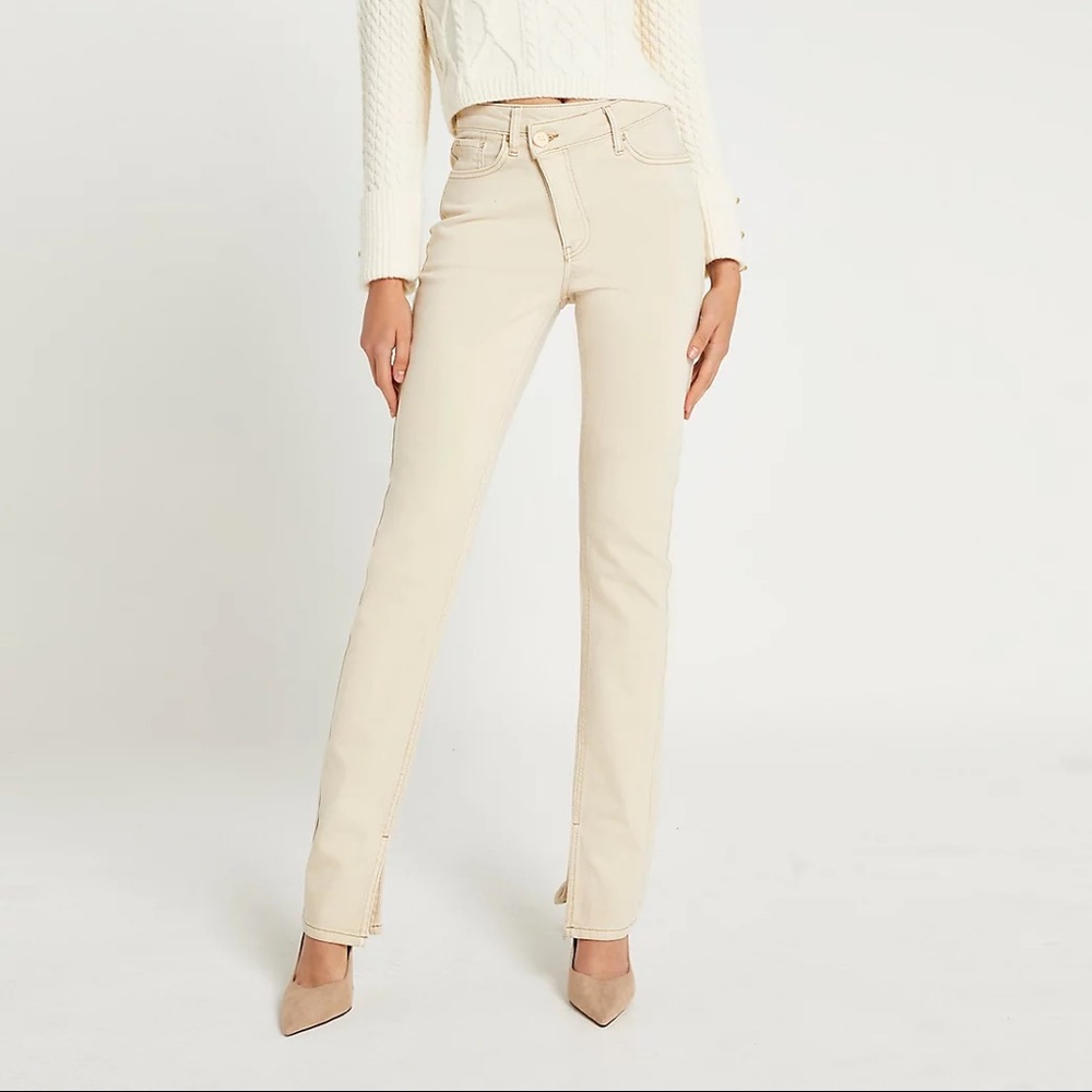 River Island Ecru women’s jeans- US6/UK 10 NWT
